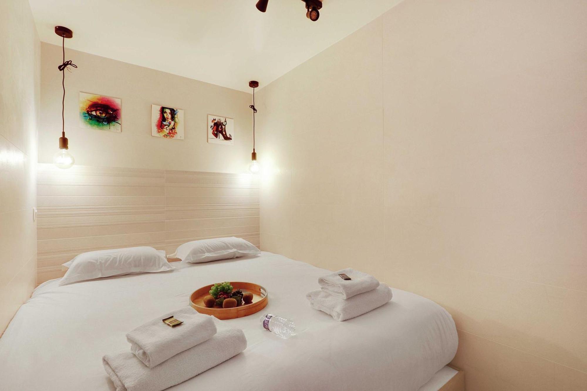 Intimate Apartment With Air Conditioner & Jacuzzi 2Br 6P Montmartre 파리 외부 사진